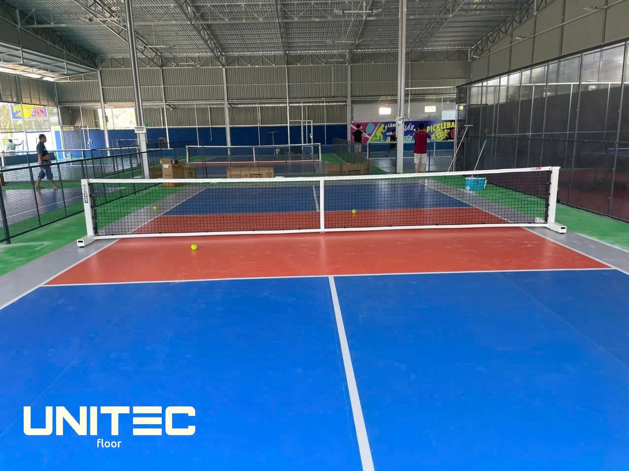 Cung Cấp Và Lắp Đặt Cụm 6 Sân Pickleball PVC